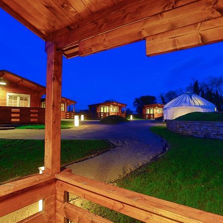 Giltraps Townhouse & Glamping Hotel Kinnitty Room photo