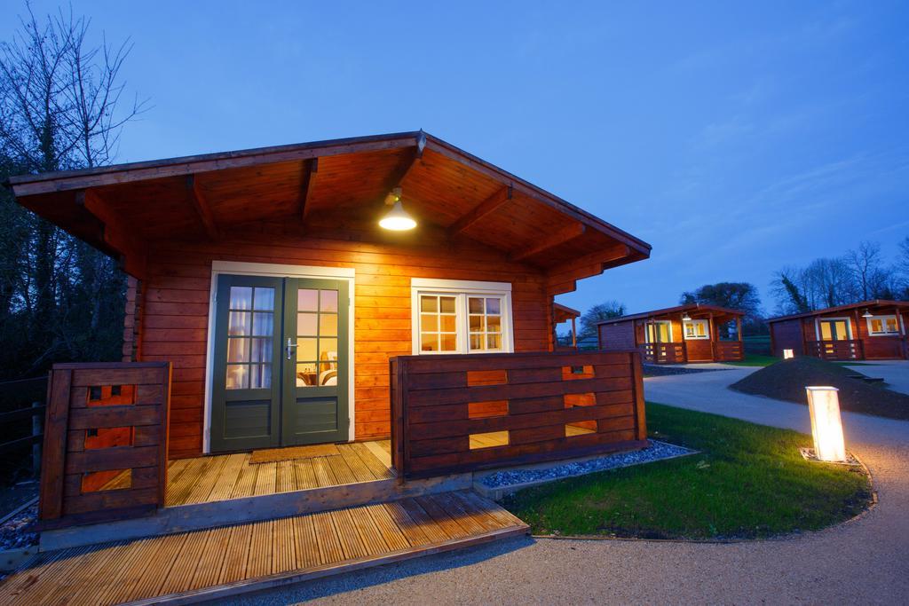Giltraps Townhouse & Glamping Hotel Kinnitty Room photo