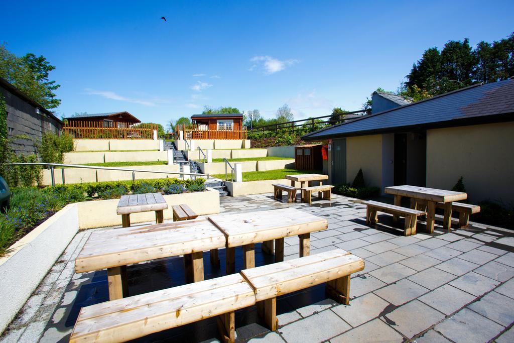 Giltraps Townhouse & Glamping Hotel Kinnitty Exterior photo